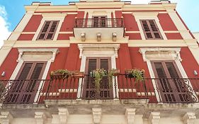 Palazzo Iato