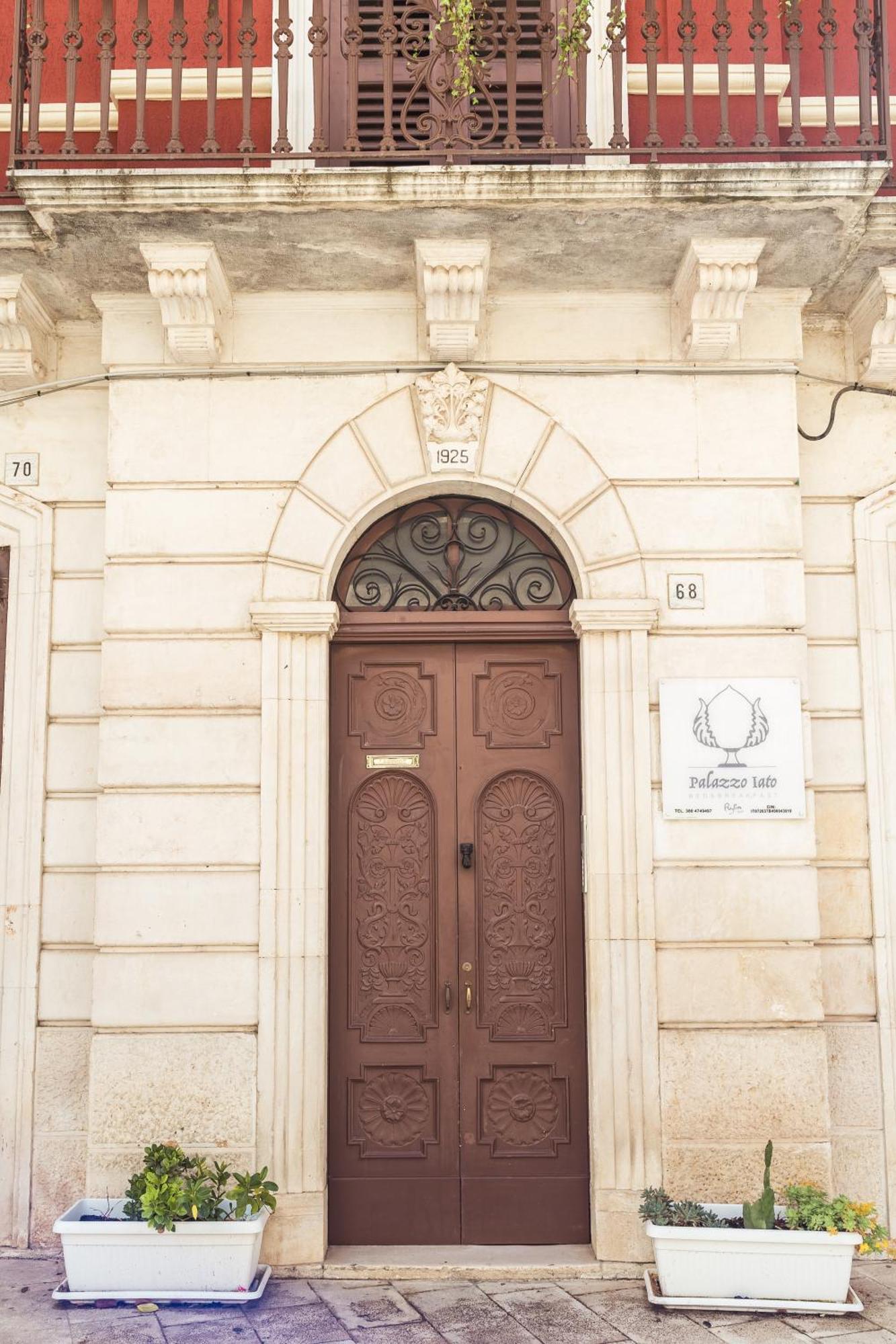 Appartamento Palazzo Iato Rutigliano Esterno foto